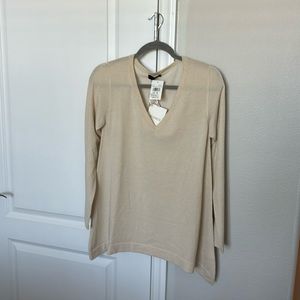 Gorgeous top flares out at the bottom